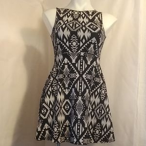 0pen Back Stretch Tribal Print Summer Dress